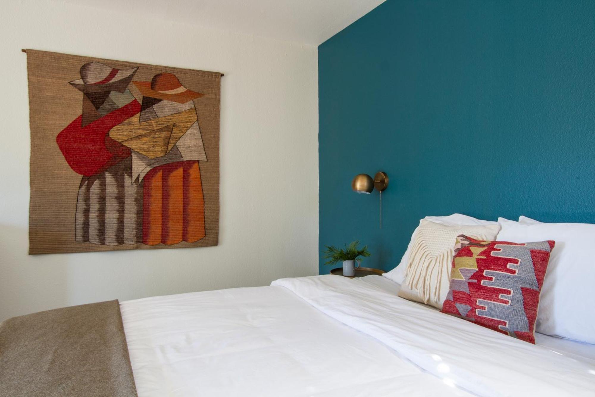 Noon Resort 3*